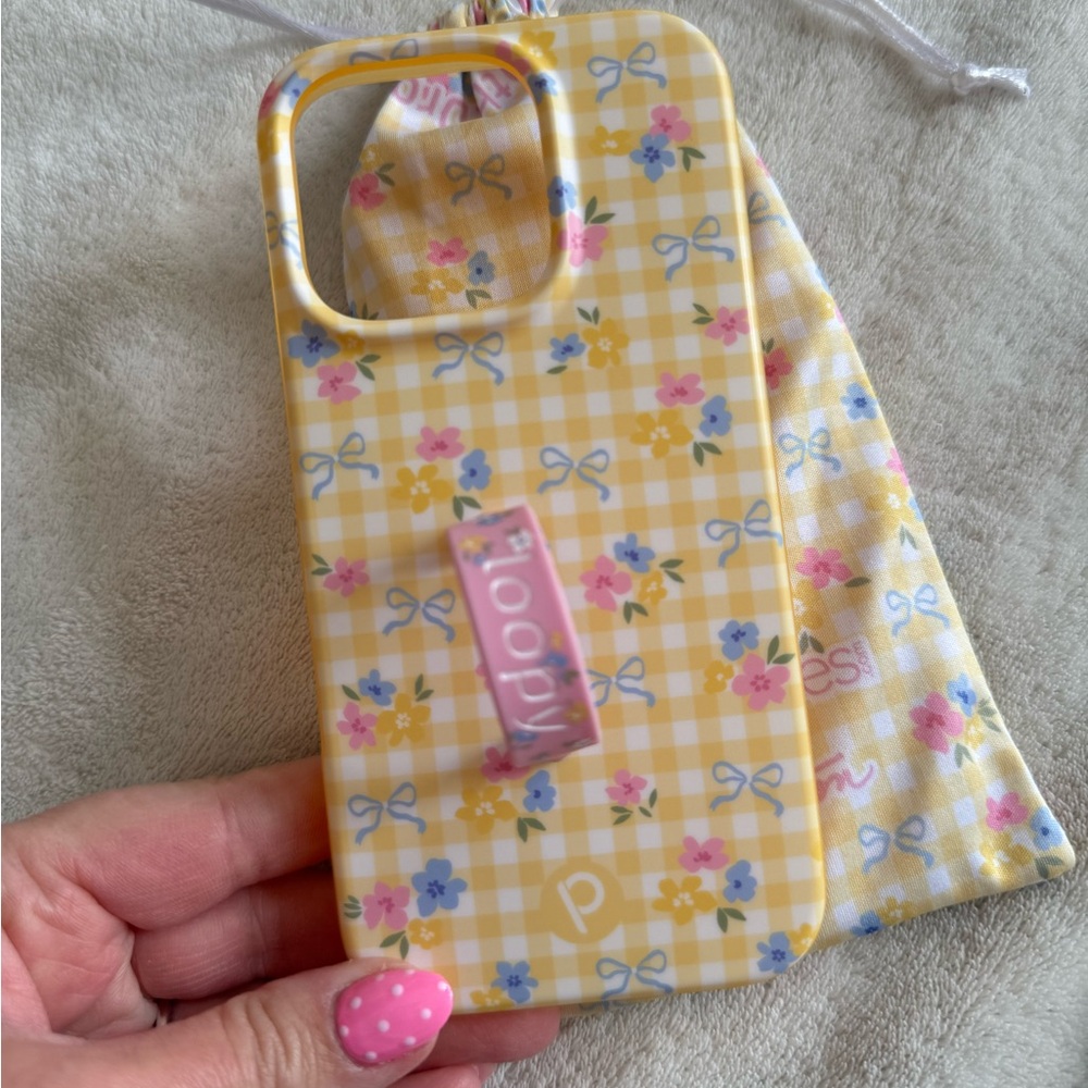 Loopy Krista Horton, yellow buttercup, bows  collection iPhone 16 pro